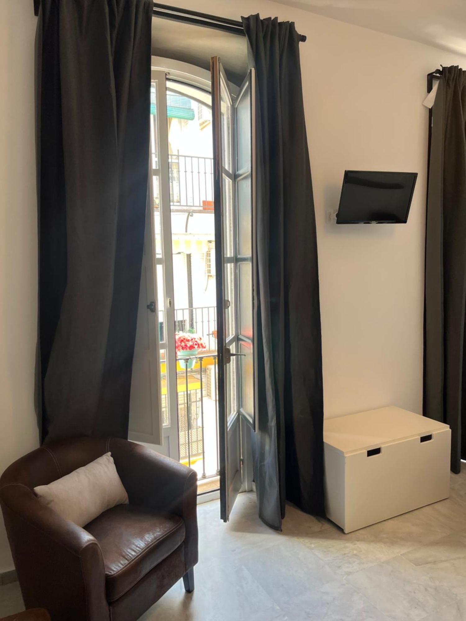 Triana Pelay Suites Севиля Екстериор снимка